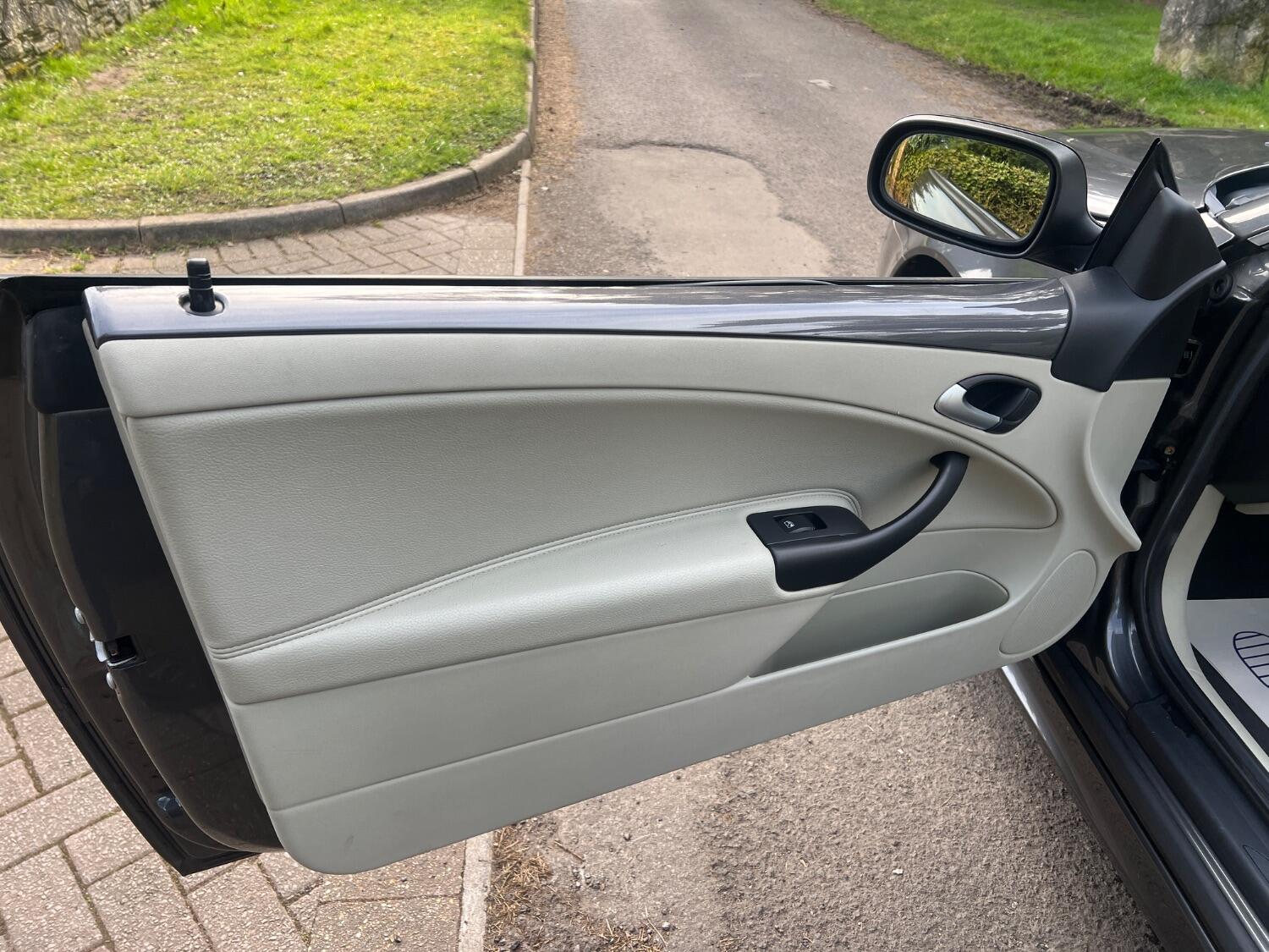 Used Saab 9-3 2010 for sale - 76387329: Photo 24