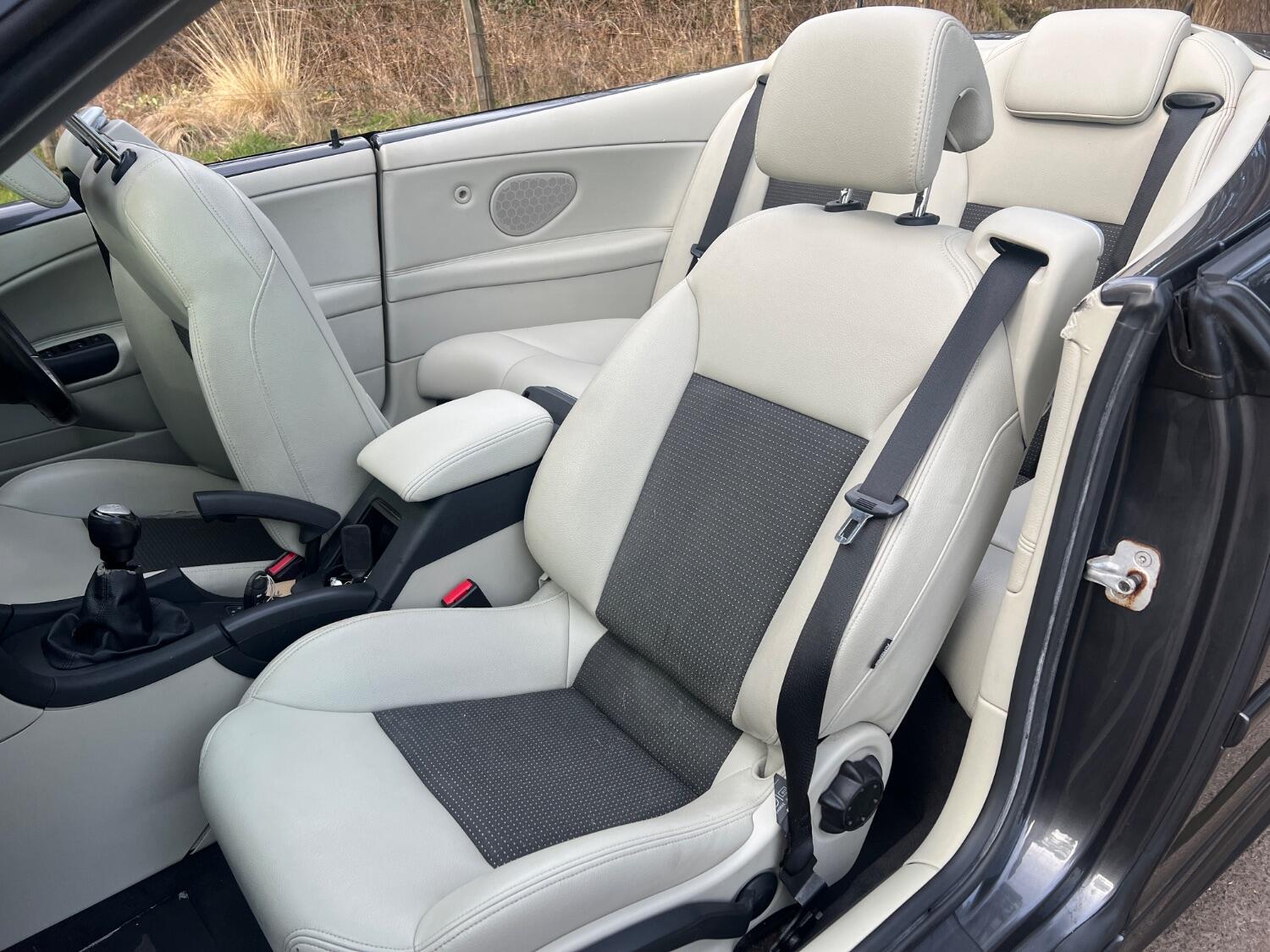 Used Saab 9-3 2010 for sale - 76387329: Photo 27