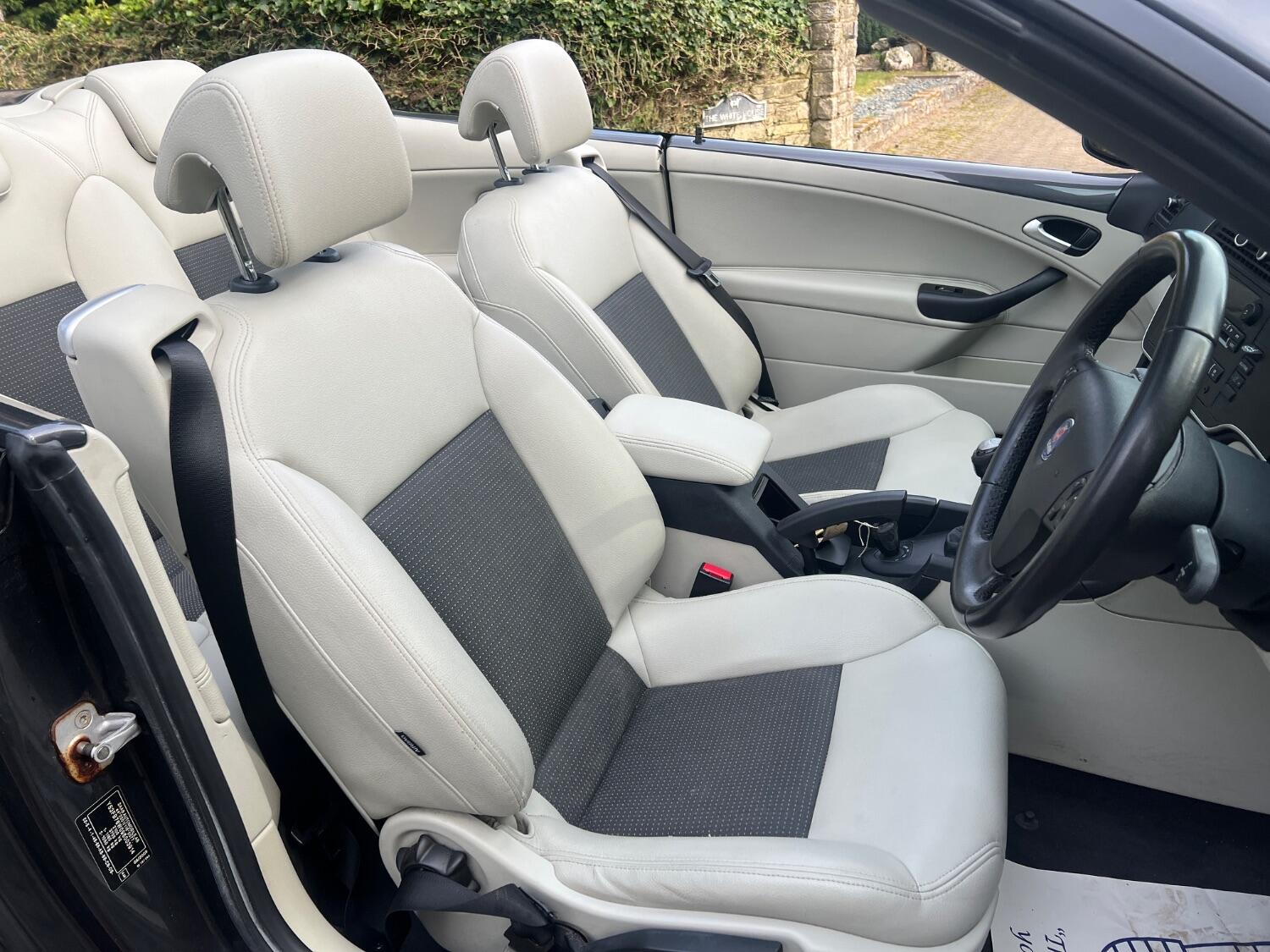 Used Saab 9-3 2010 for sale - 76387329: Photo 28