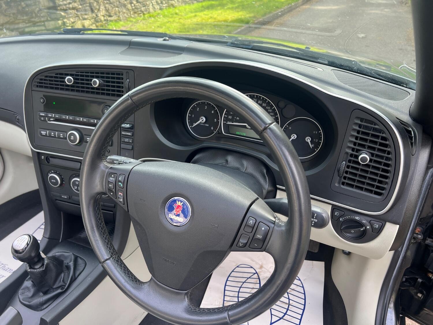 Used Saab 9-3 2010 for sale - 76387329: Photo 39