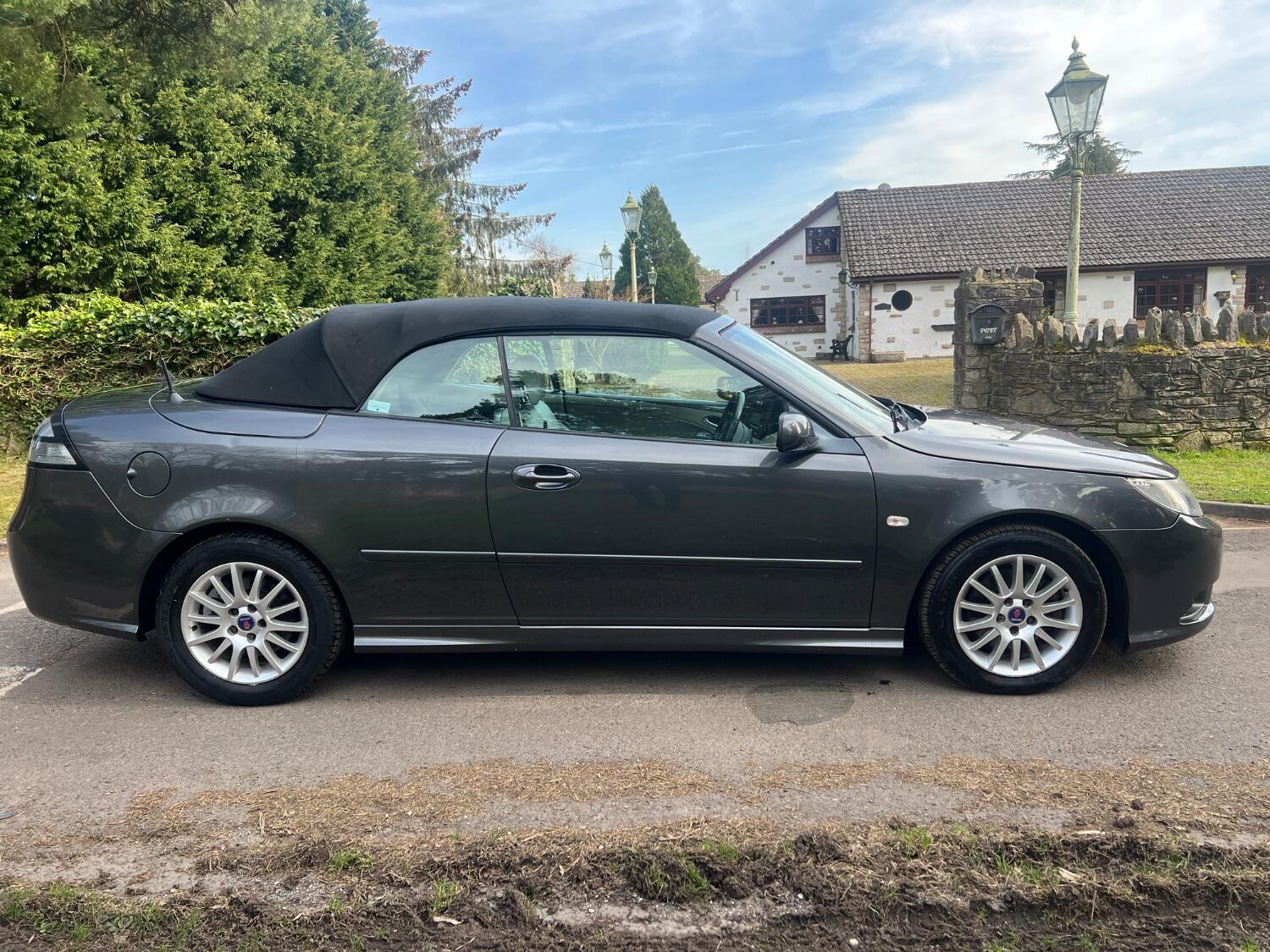 Used Saab 9-3 2010 for sale - 76387329: Photo 6