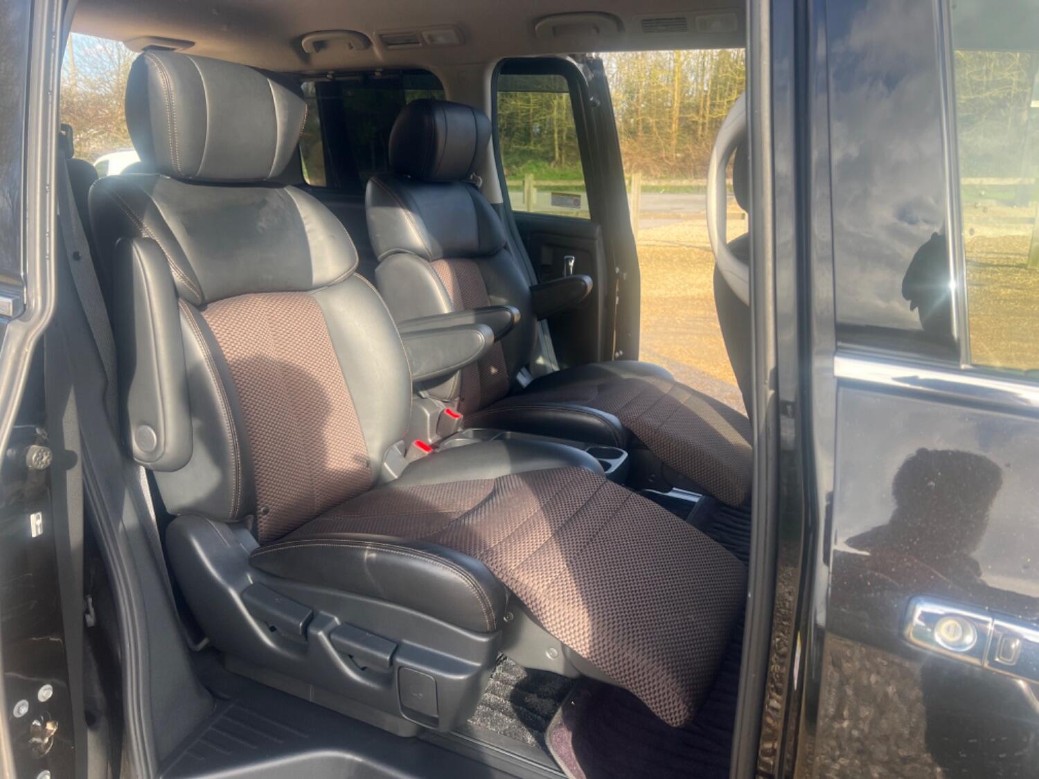 Used Nissan Elgrand 2024 for sale - 76821617: Photo 18