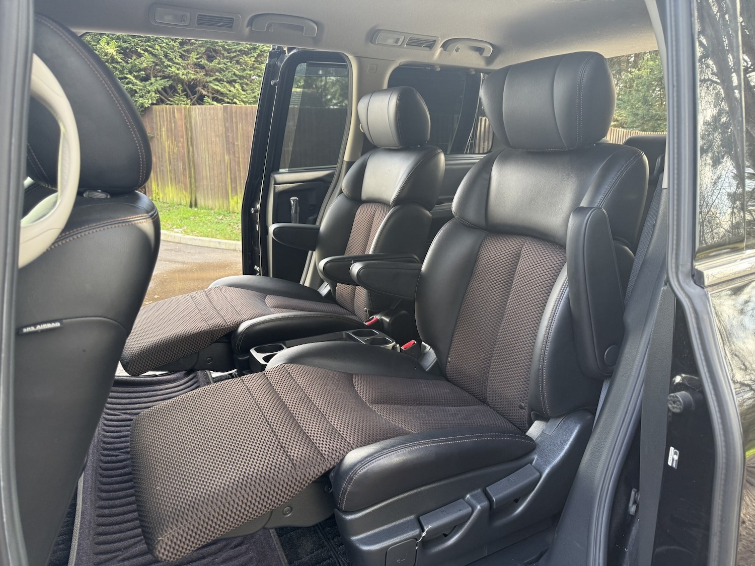 Used Nissan Elgrand 2024 for sale - 76821617: Photo 39