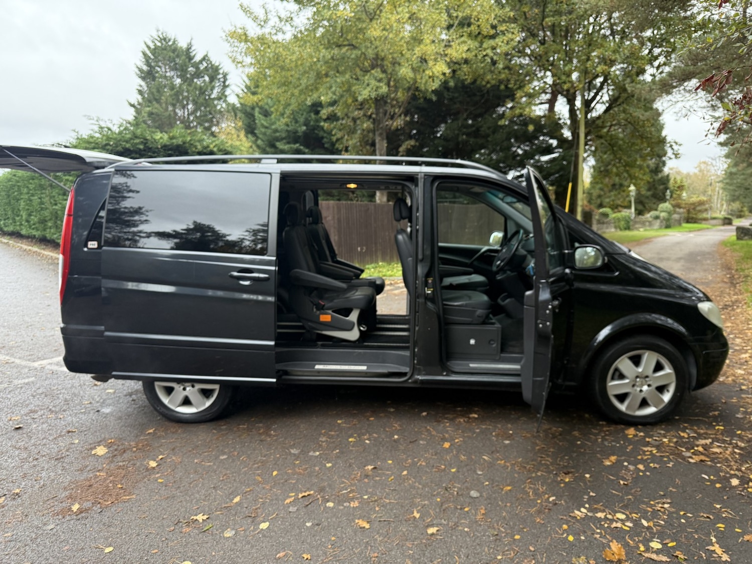 Used Mercedes-Benz Viano 2025 for sale - 76541340: Photo 10