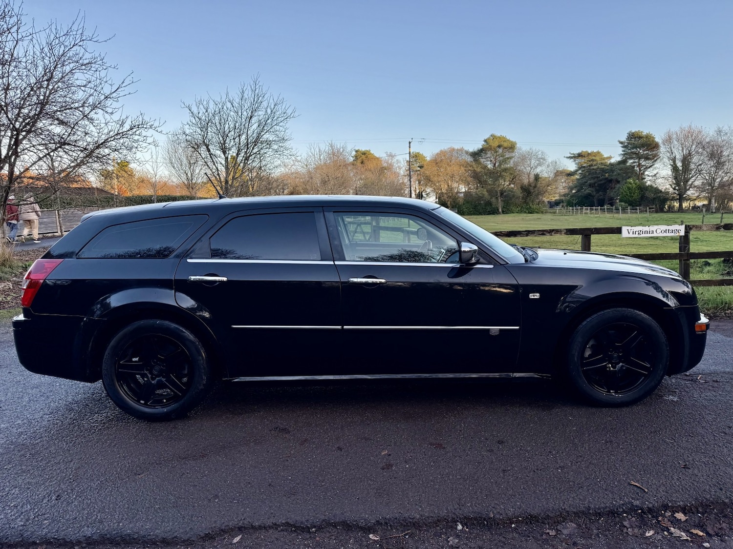 Used Chrysler 300C 2010 for sale - 76855412: Photo 4