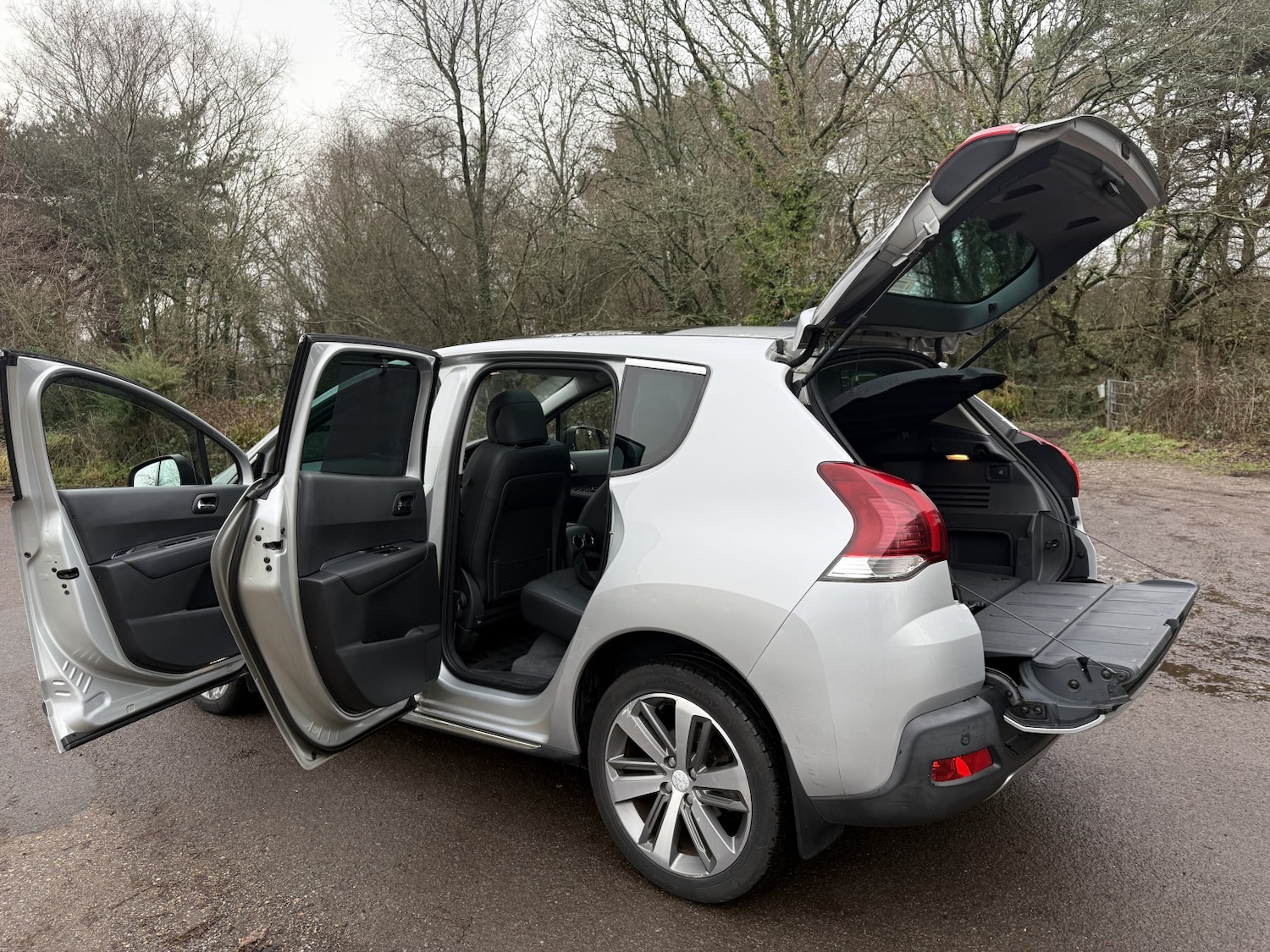 Used Peugeot 3008 2015 for sale - 76769845: Photo 14