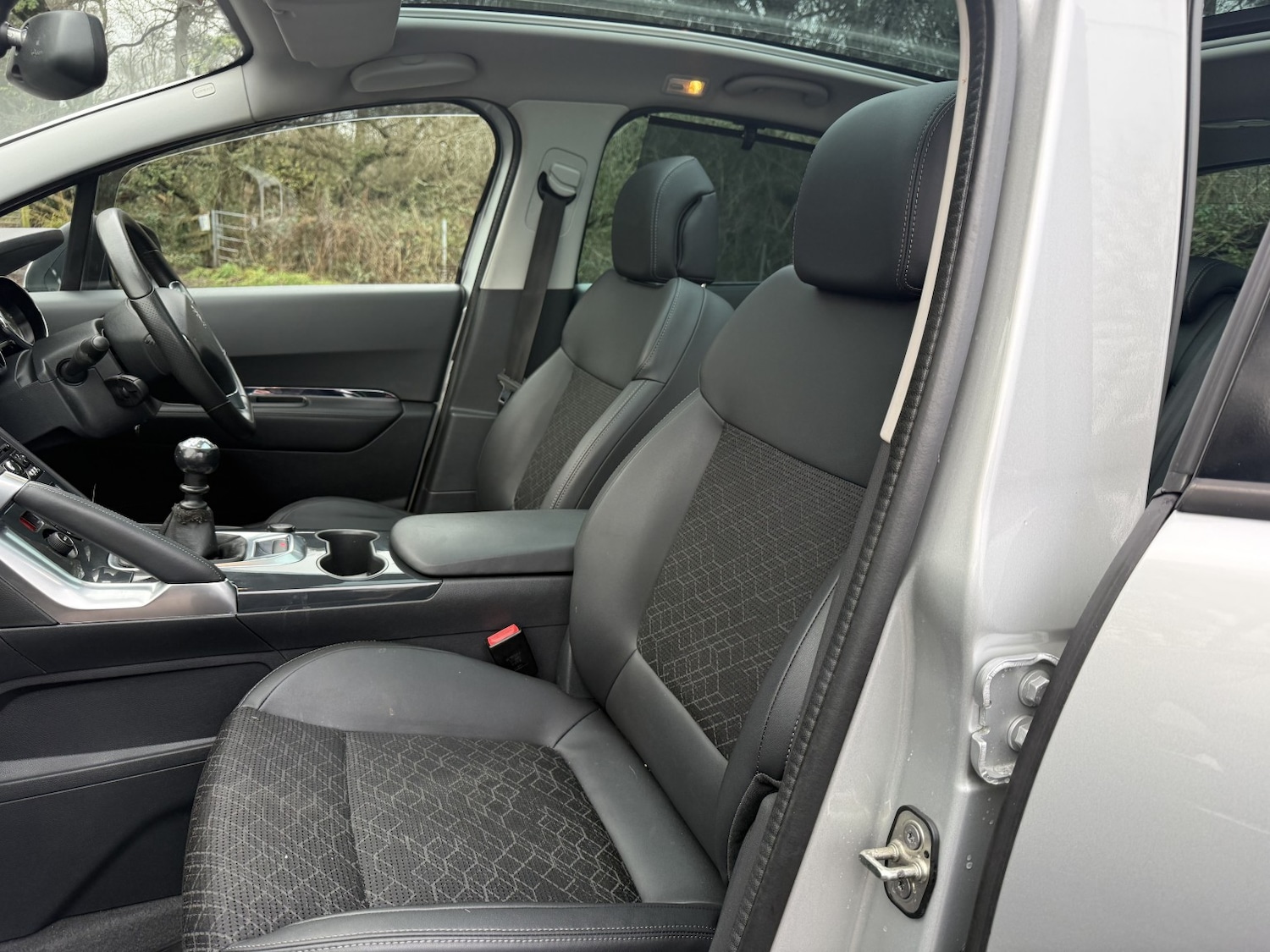 Used Peugeot 3008 2015 for sale - 76769845: Photo 18