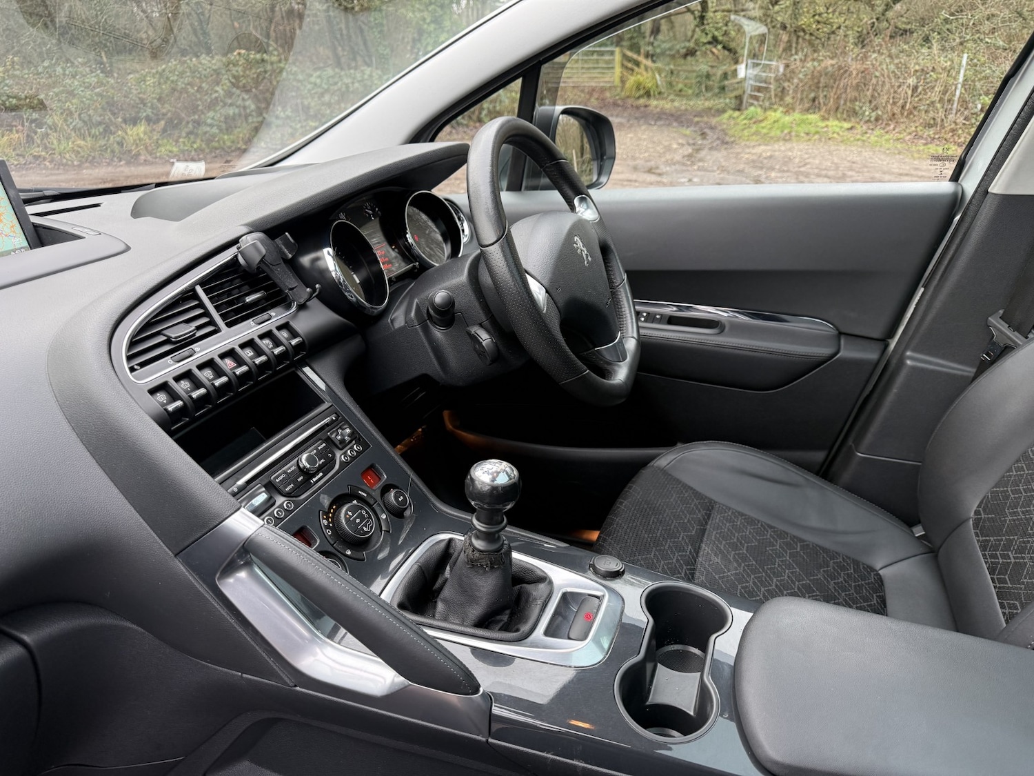 Used Peugeot 3008 2015 for sale - 76769845: Photo 25