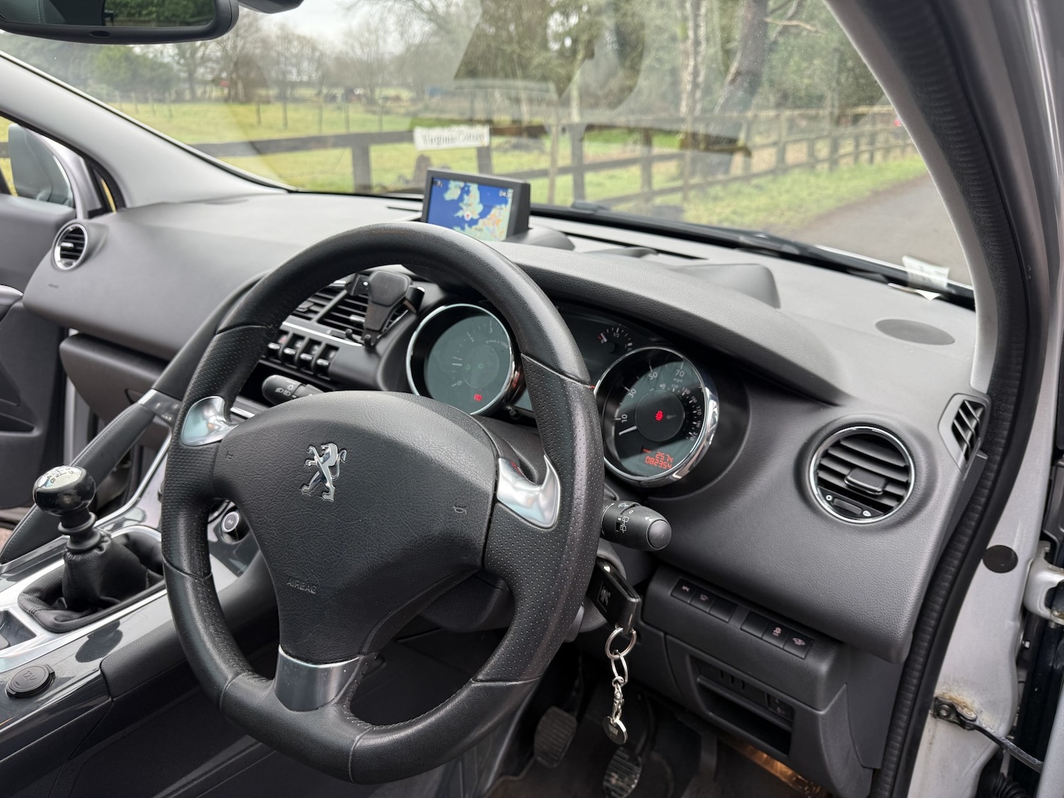 Used Peugeot 3008 2015 for sale - 76769845: Photo 29