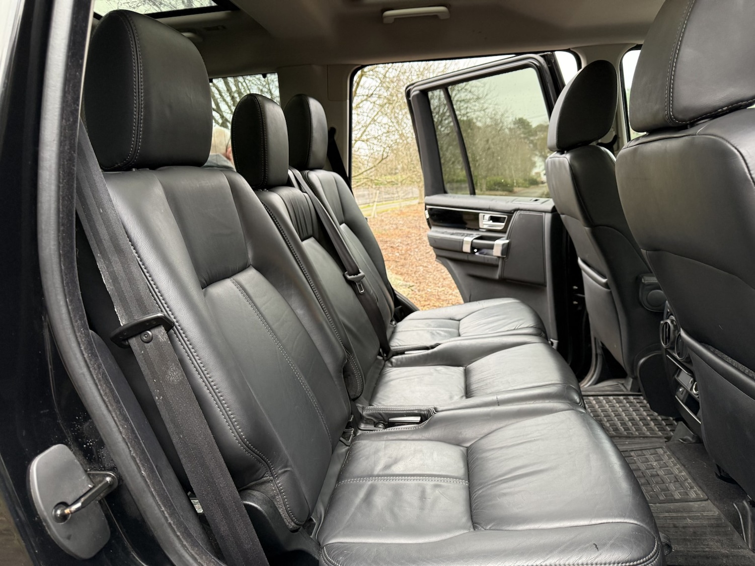 Used Land Rover Discovery 2011 for sale - 77129545: Photo 9