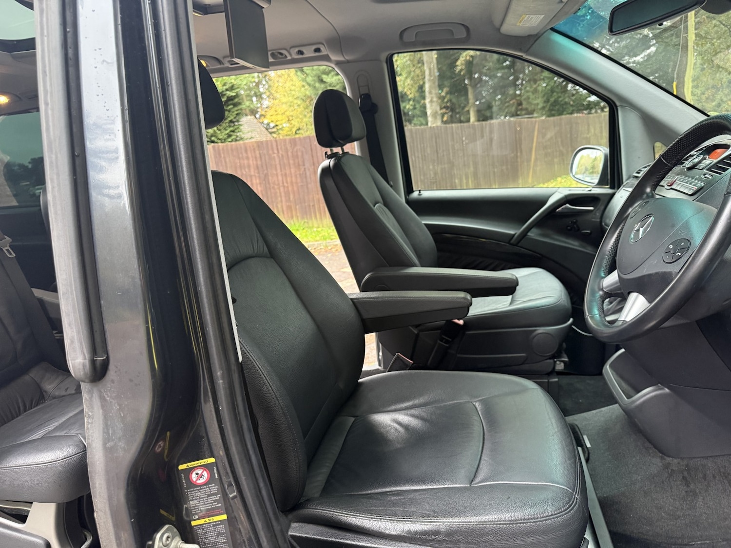 Used Mercedes-Benz Viano 2025 for sale - 76625412: Photo 12