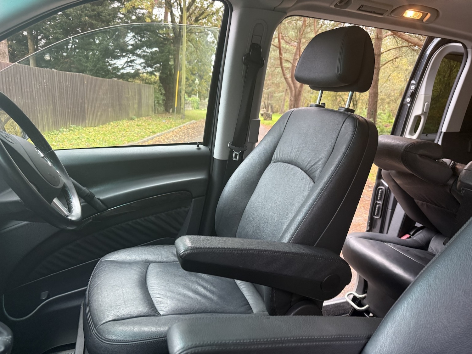 Used Mercedes-Benz Viano 2025 for sale - 76625412: Photo 14