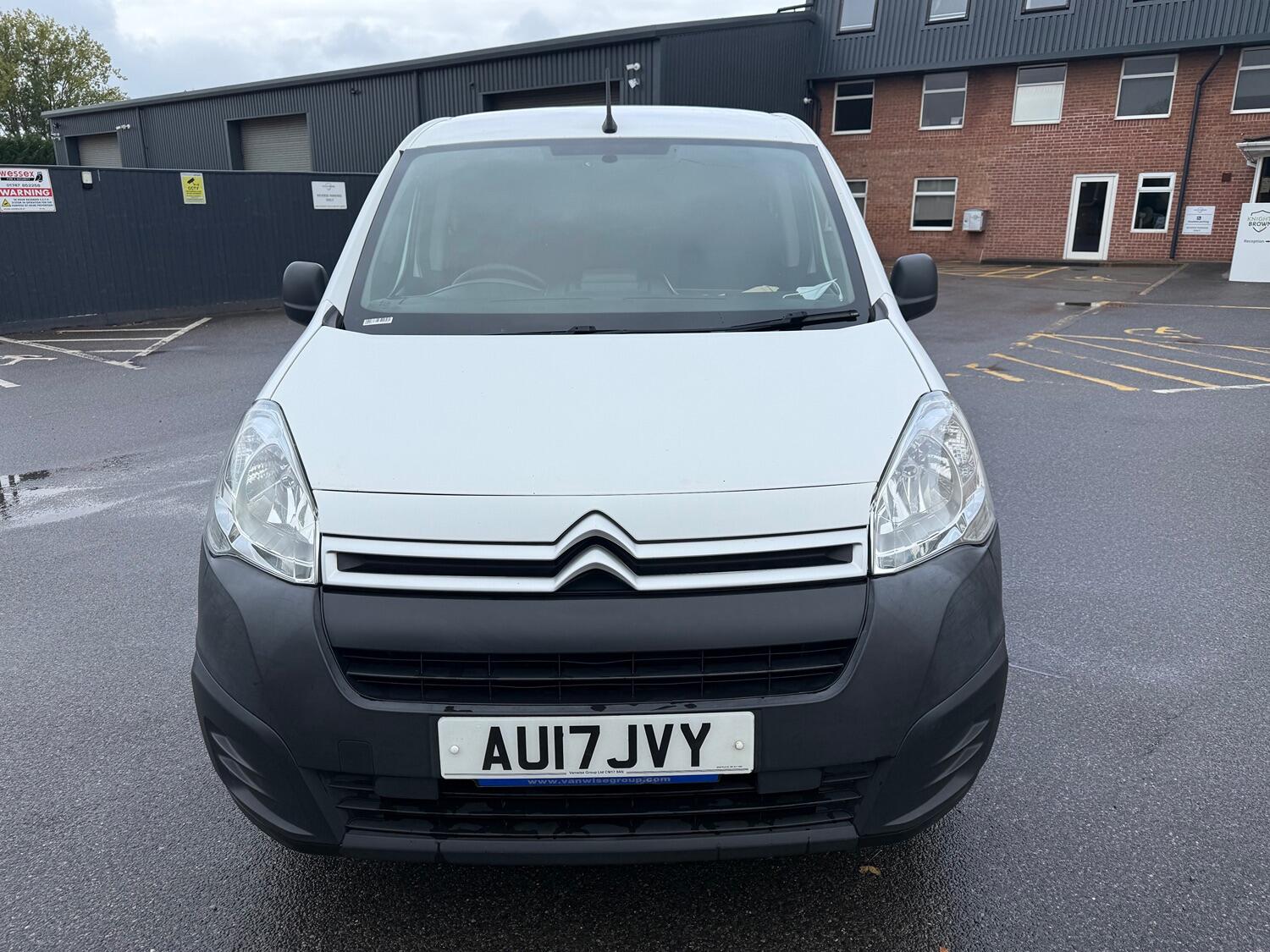 Used Citroen Berlingo 2017 for sale - 76625423: Photo 2