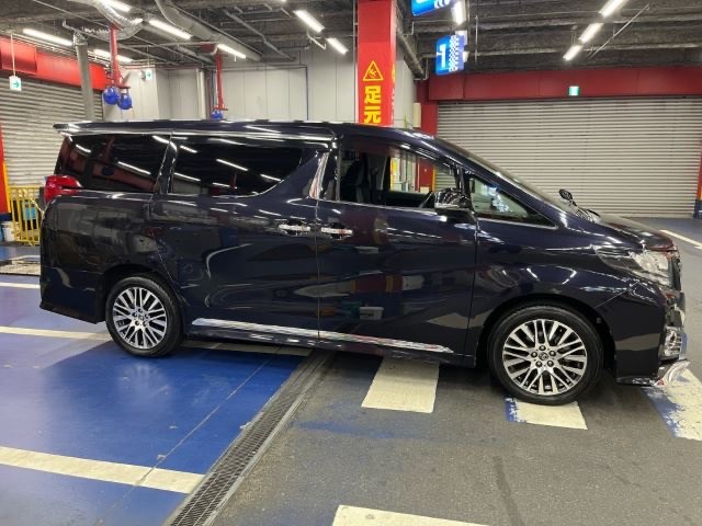 Used Toyota Alphard for sale - 77508545: Photo 4