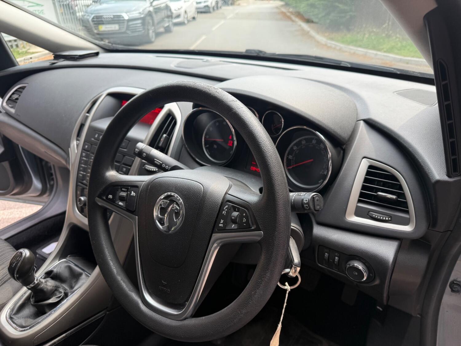 Used Vauxhall Astra 2011 for sale - 76625411: Photo 11