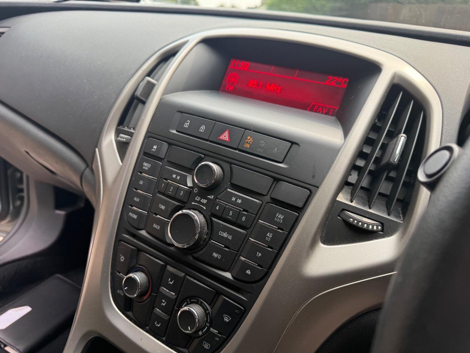 Used Vauxhall Astra 2011 for sale - 76625411: Photo 12