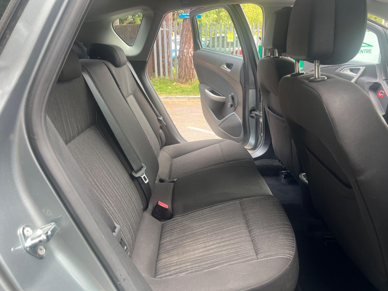 Used Vauxhall Astra 2011 for sale - 76625411: Photo 14