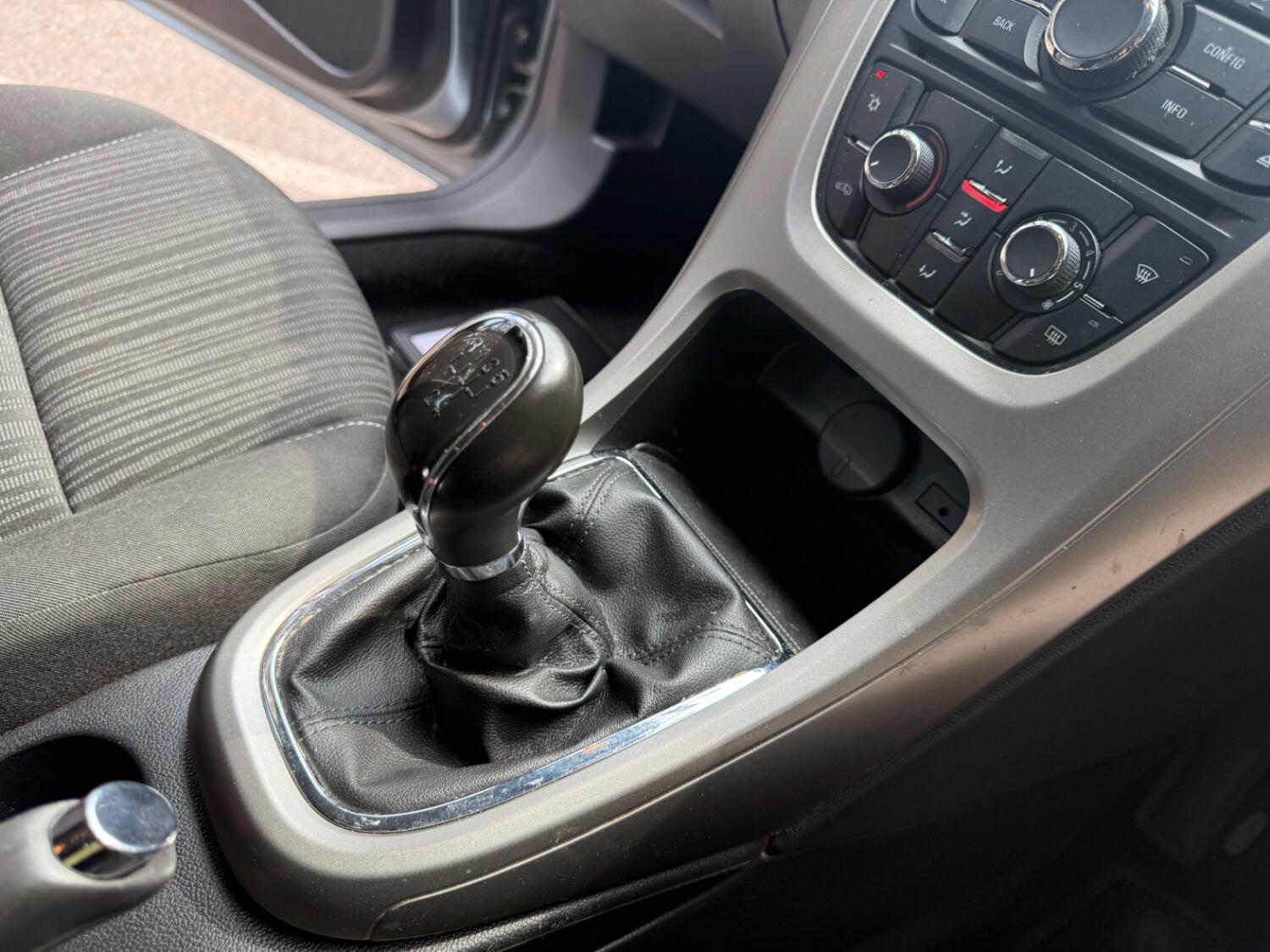 Used Vauxhall Astra 2011 for sale - 76625411: Photo 15