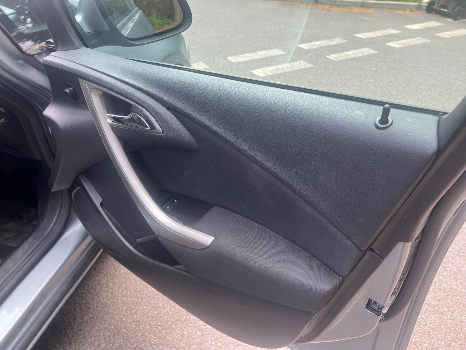 Used Vauxhall Astra 2011 for sale - 76625411: Photo 17