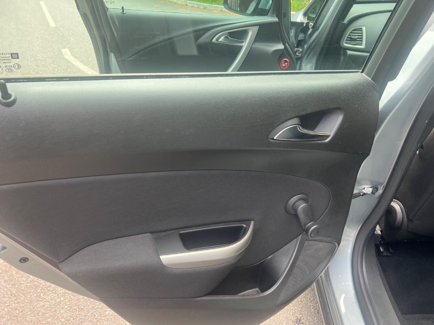 Used Vauxhall Astra 2011 for sale - 76625411: Photo 21