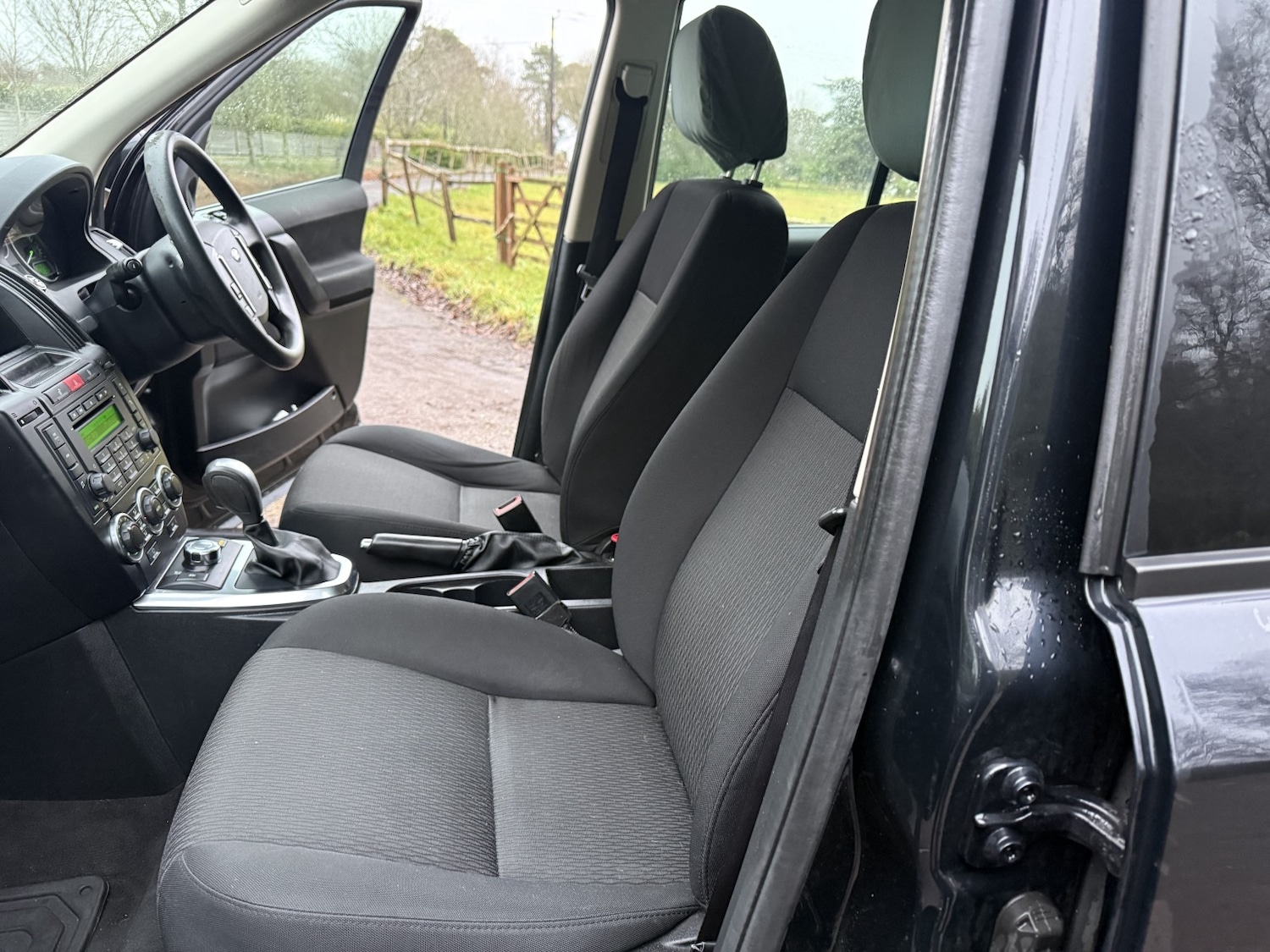 Used Land Rover Freelander 2 2011 for sale - 77201168: Photo 10