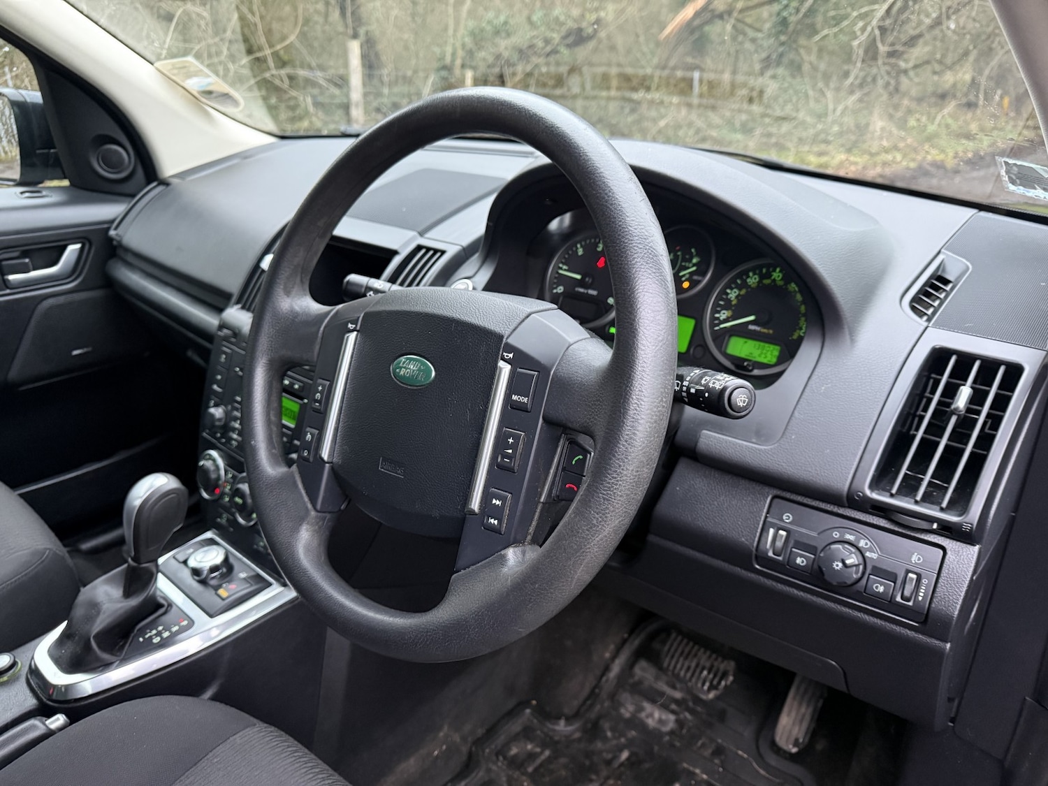 Used Land Rover Freelander 2 2011 for sale - 77201168: Photo 11