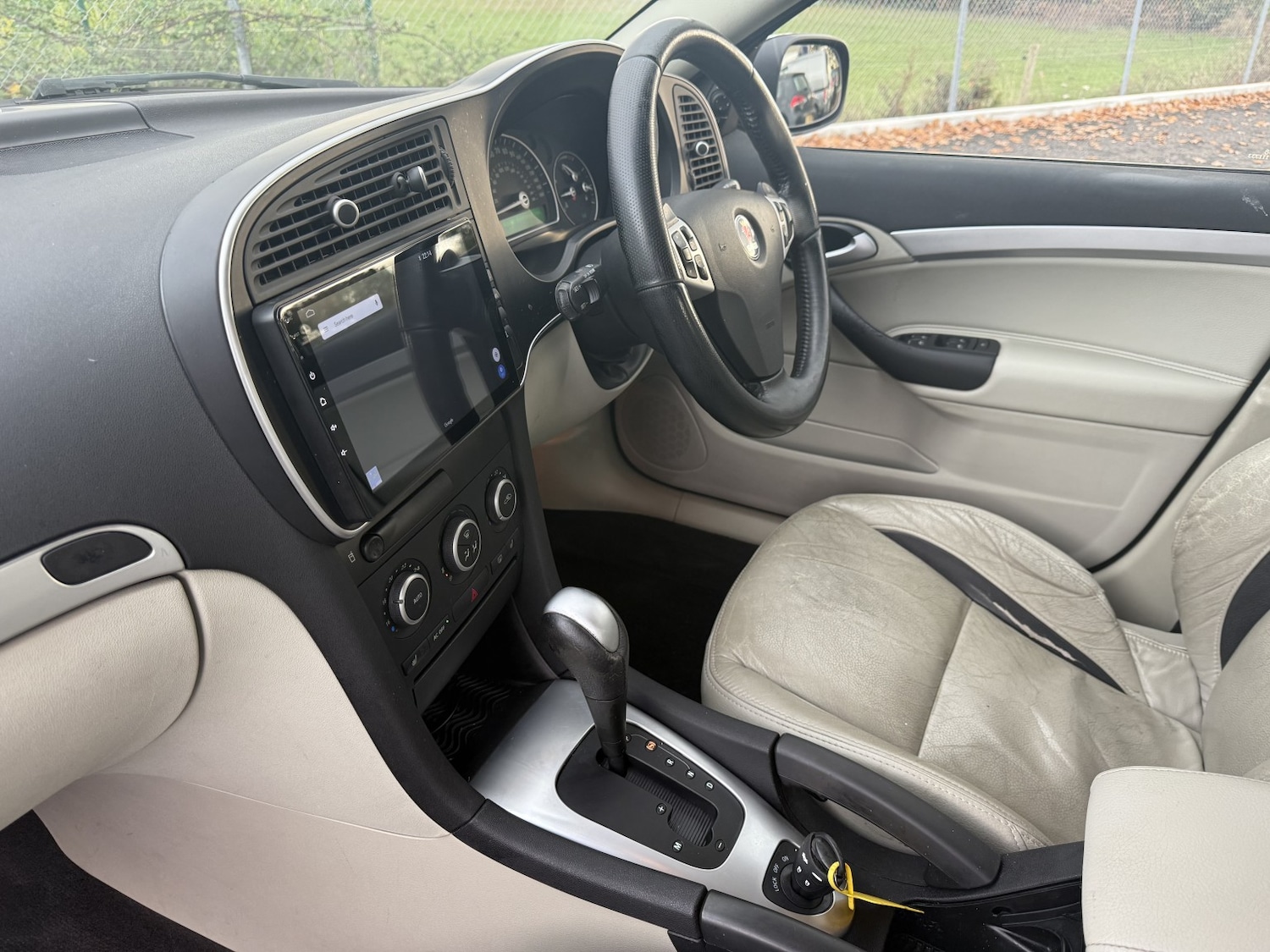 Used Saab 9-3 2011 for sale - 76625422: Photo 23