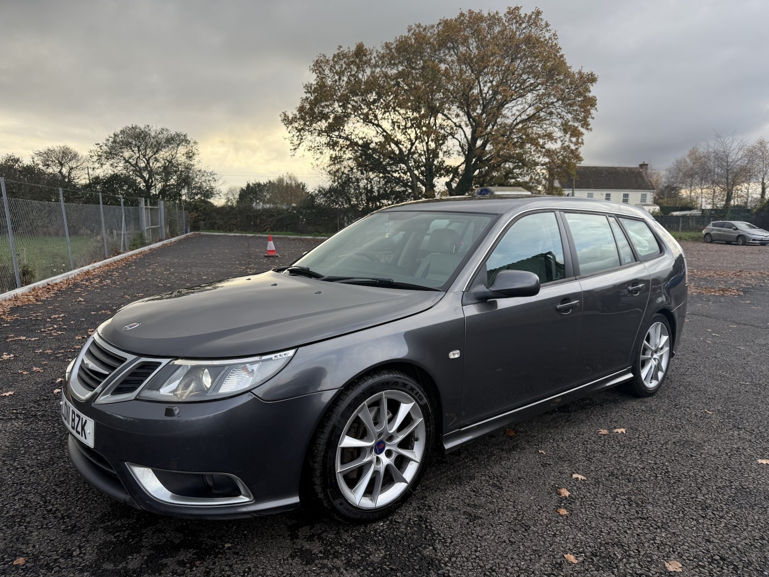 Used Saab 9-3 2011 for sale - 76625422: Photo 5