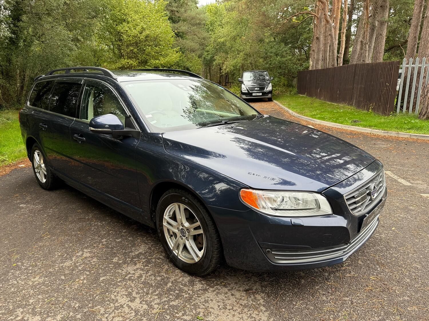 Used Volvo V70 2025 for sale - 76625419: Photo 10