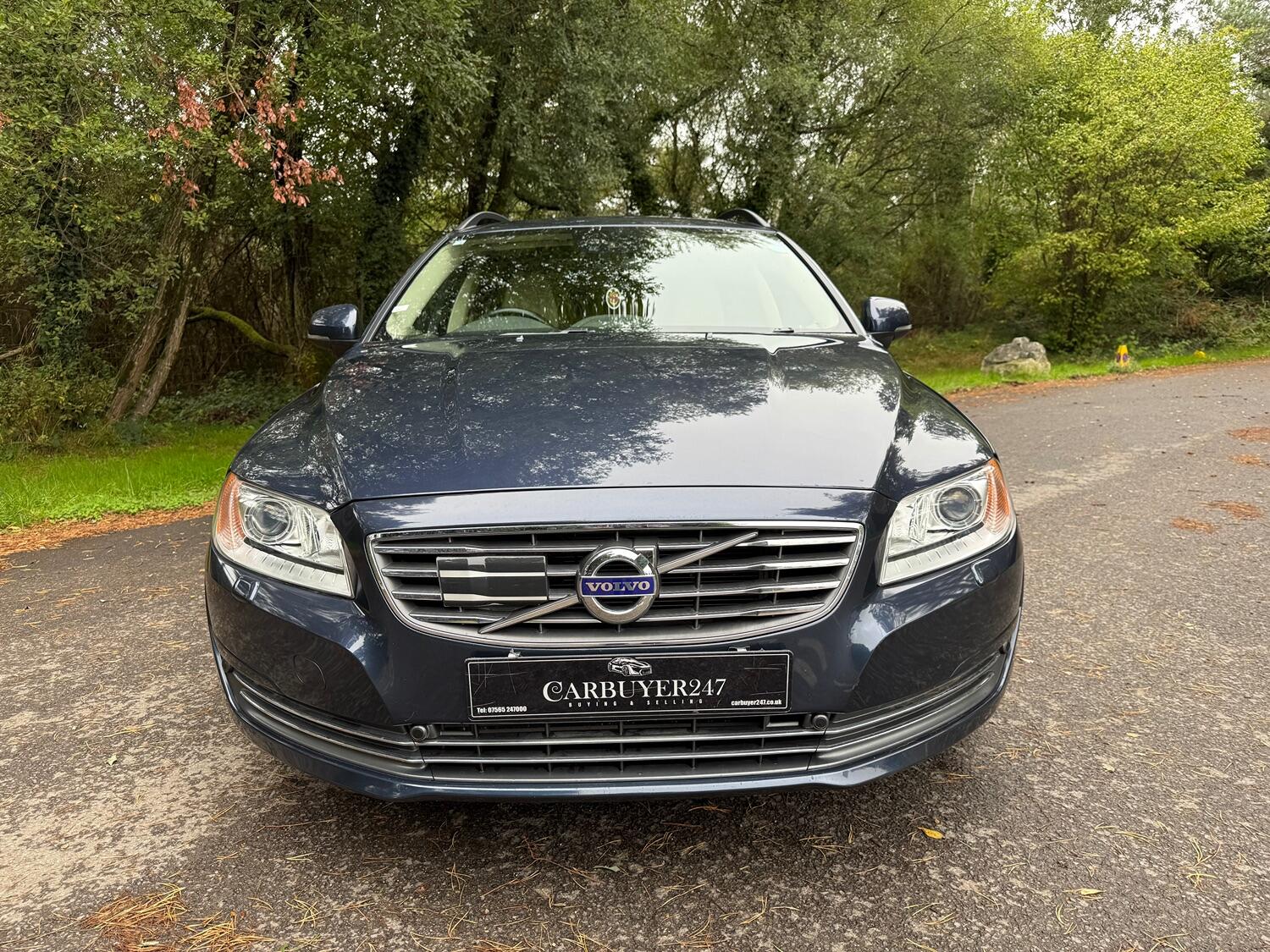 Used Volvo V70 2025 for sale - 76625419: Photo 2