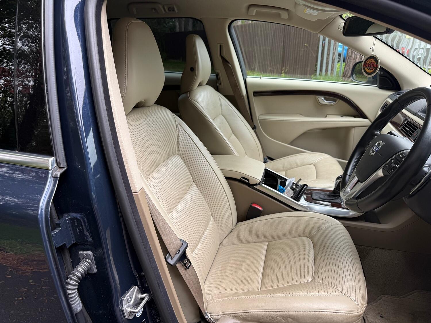 Used Volvo V70 2025 for sale - 76625419: Photo 25