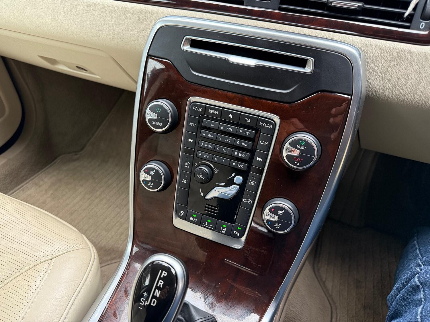 Used Volvo V70 2025 for sale - 76625419: Photo 34