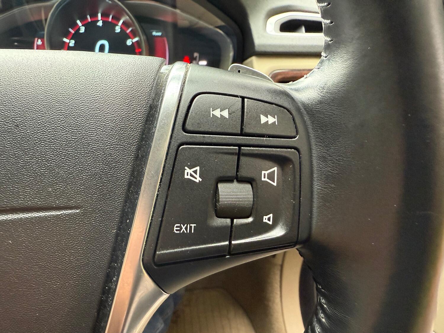 Used Volvo V70 2025 for sale - 76625419: Photo 42