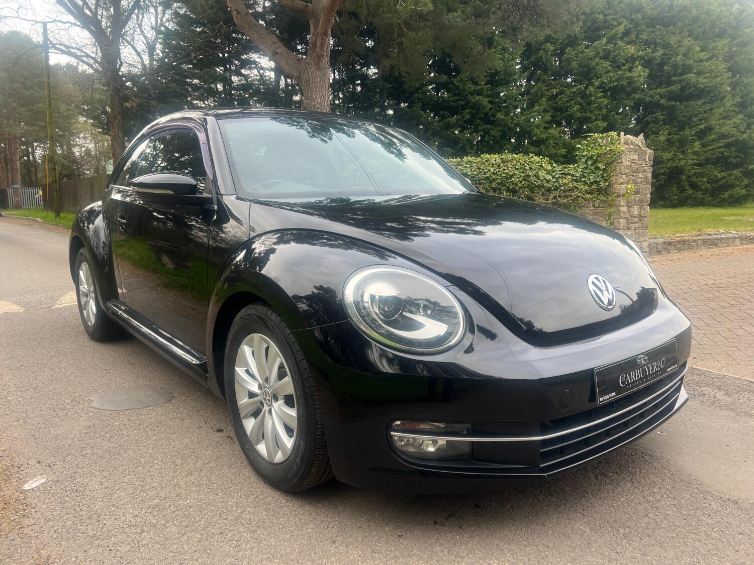 Used Volkswagen Beetle 2025 for sale - 76625421: Photo 1
