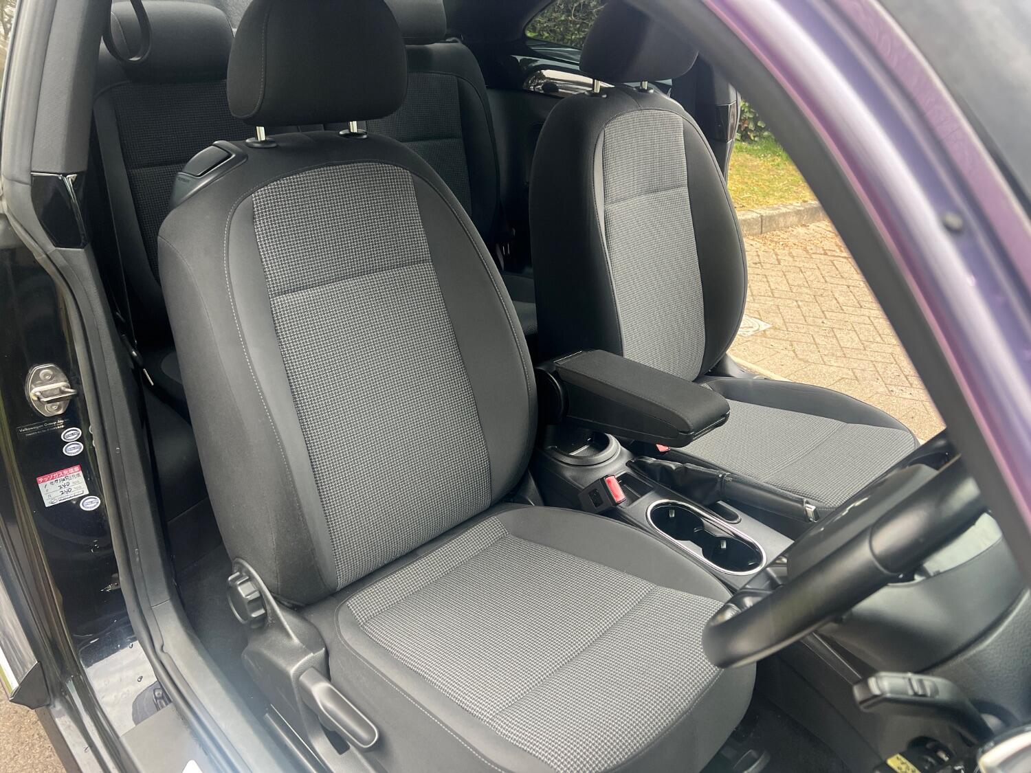 Used Volkswagen Beetle 2025 for sale - 76625421: Photo 31