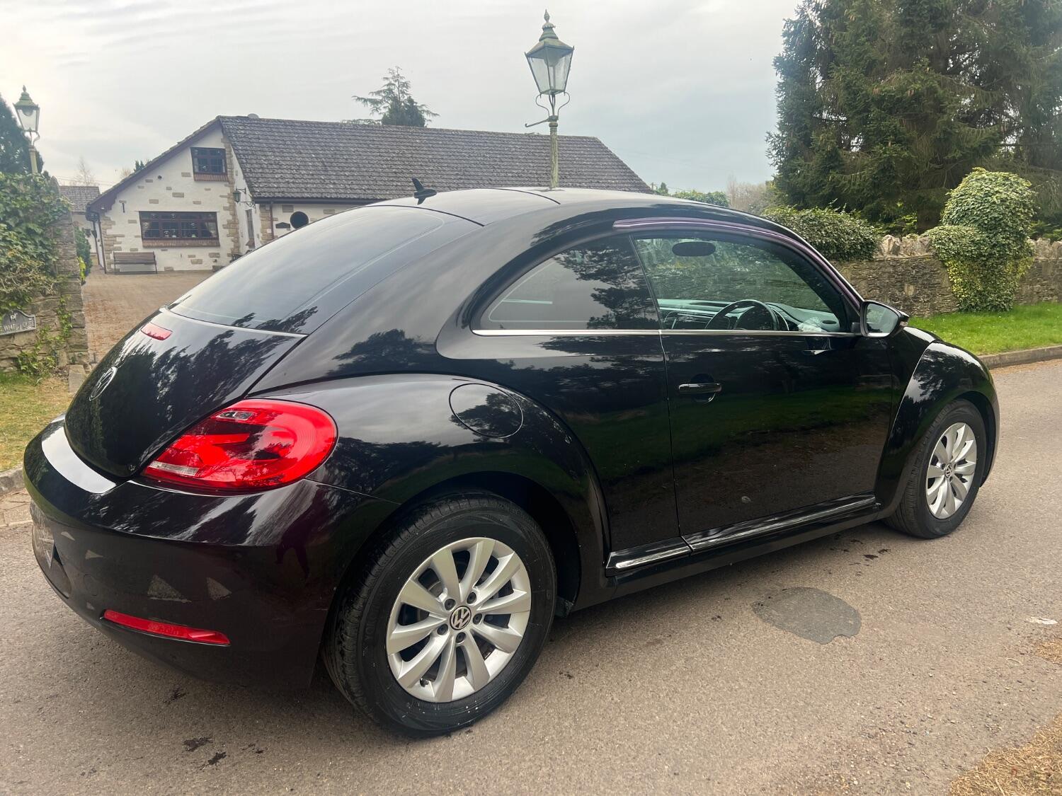 Used Volkswagen Beetle 2025 for sale - 76625421: Photo 6