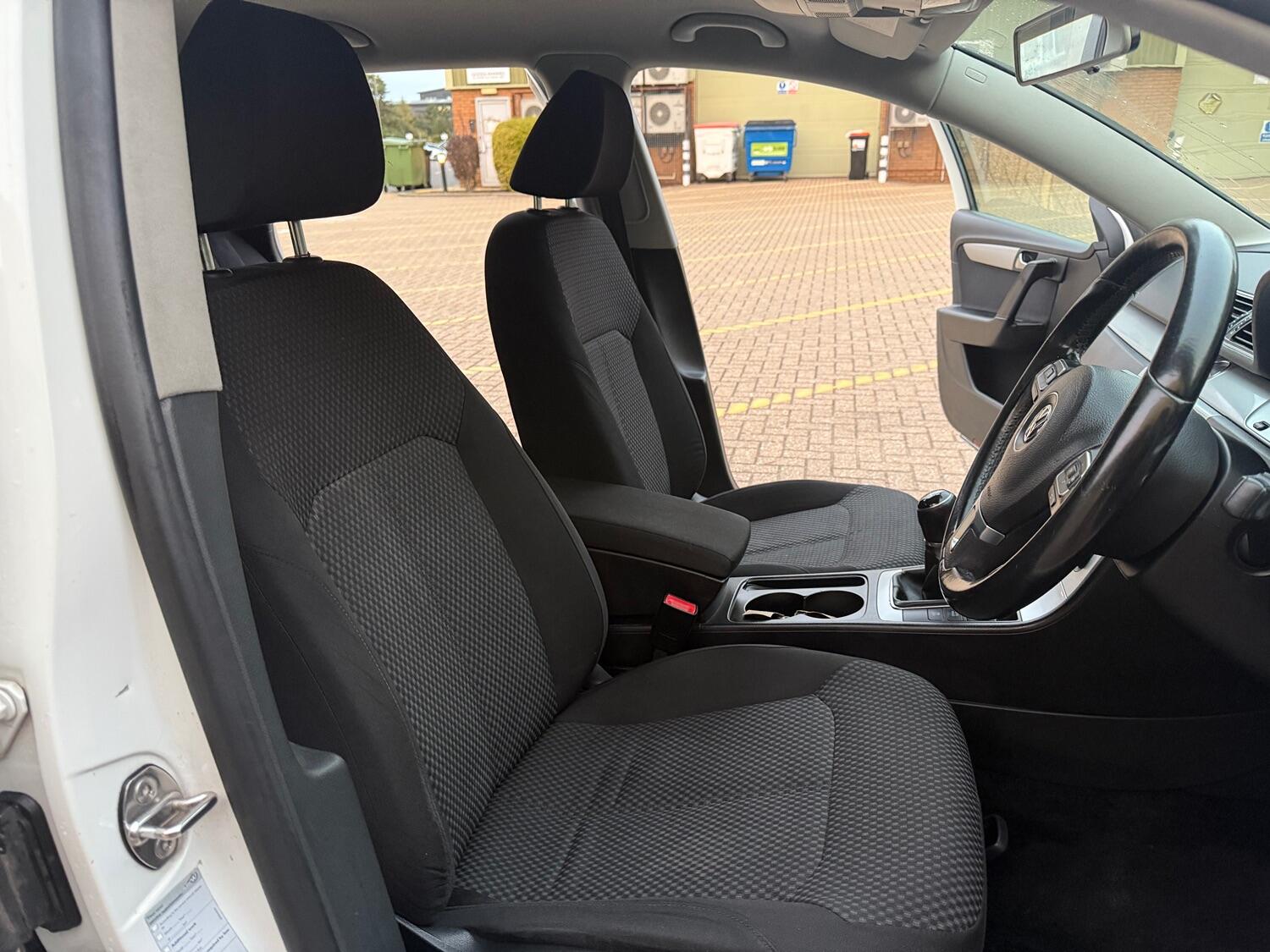 Used Volkswagen Passat 2012 for sale - 76387283: Photo 12