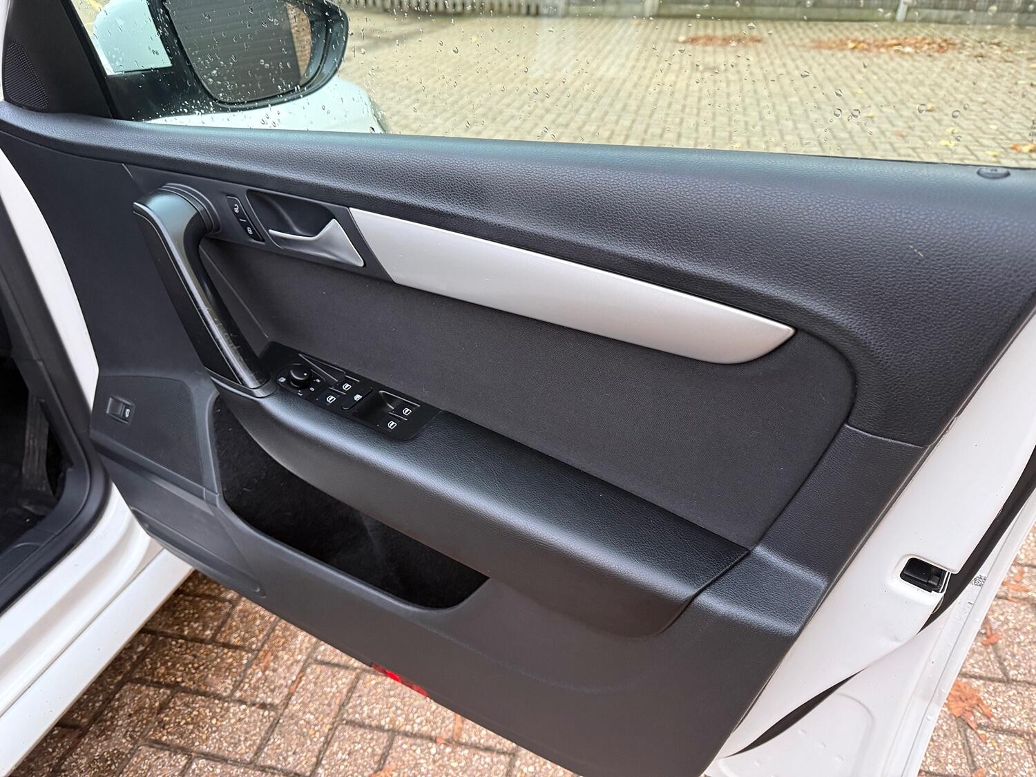 Used Volkswagen Passat 2012 for sale - 76387283: Photo 17