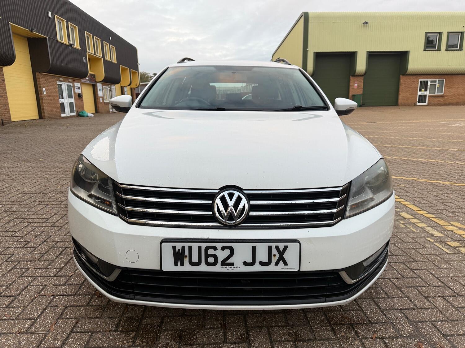 Used Volkswagen Passat 2012 for sale - 76387283: Photo 2