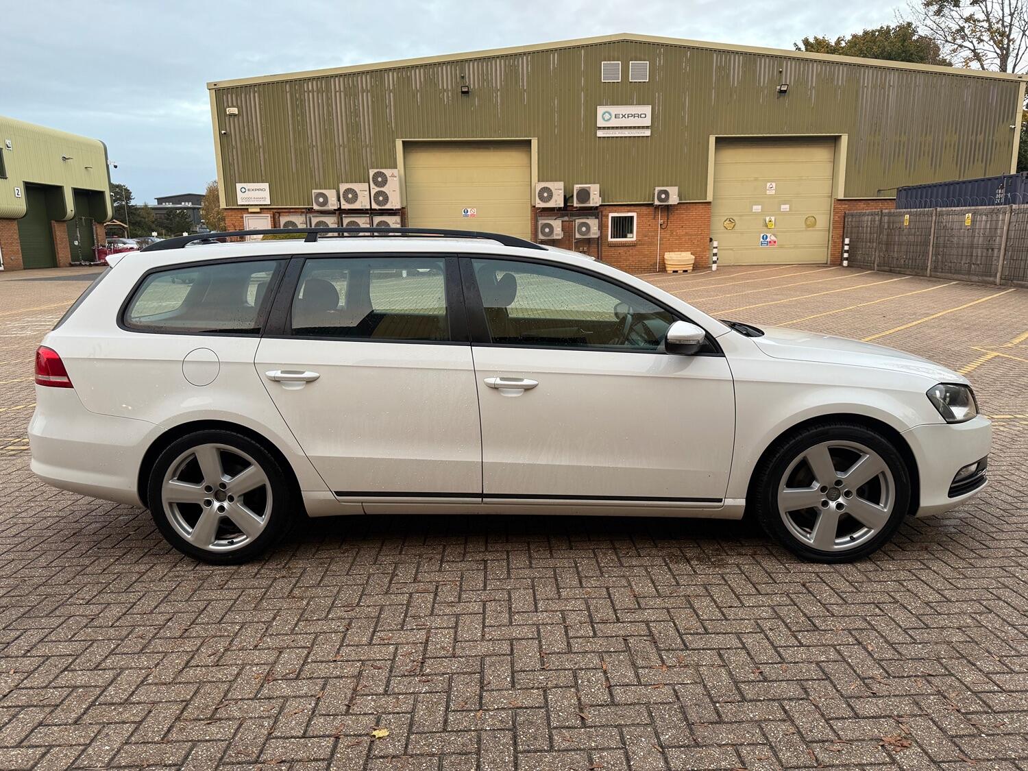 Used Volkswagen Passat 2012 for sale - 76387283: Photo 4