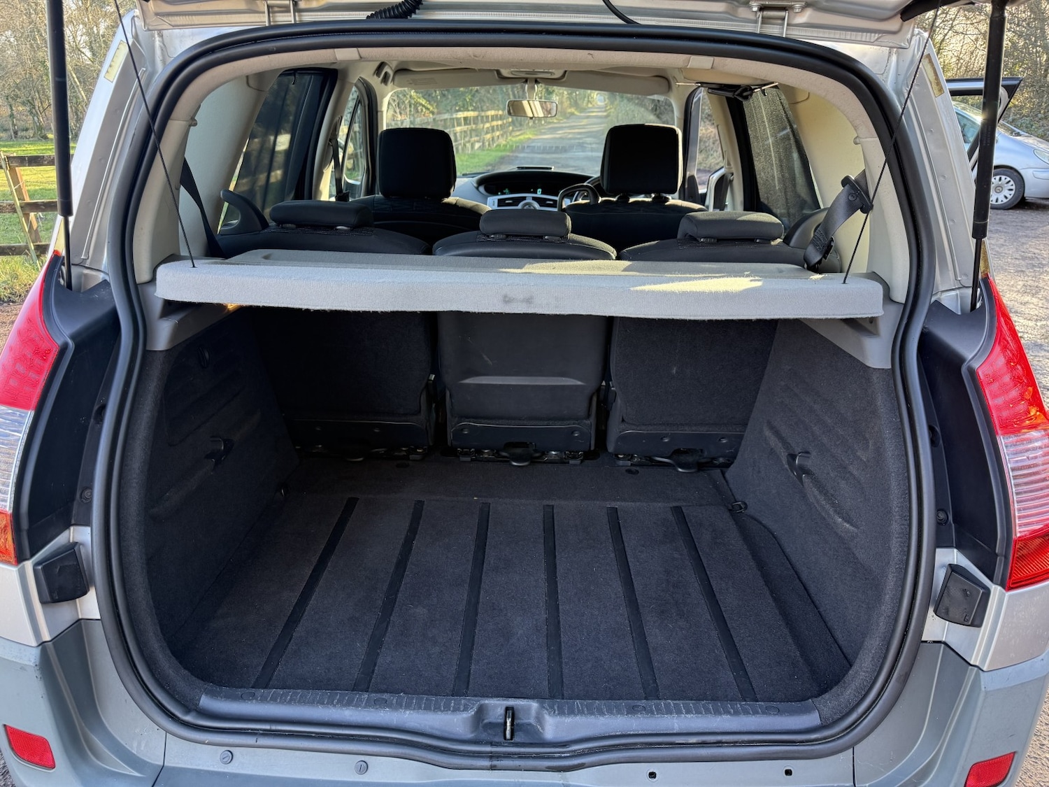 Used Renault Scenic 2007 for sale - 77173216: Photo 24