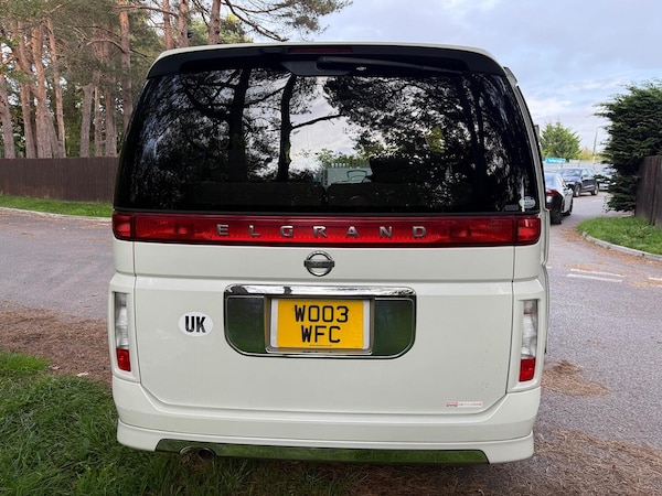 Used Nissan Elgrand 2018 for sale - 76249319: Photo 7