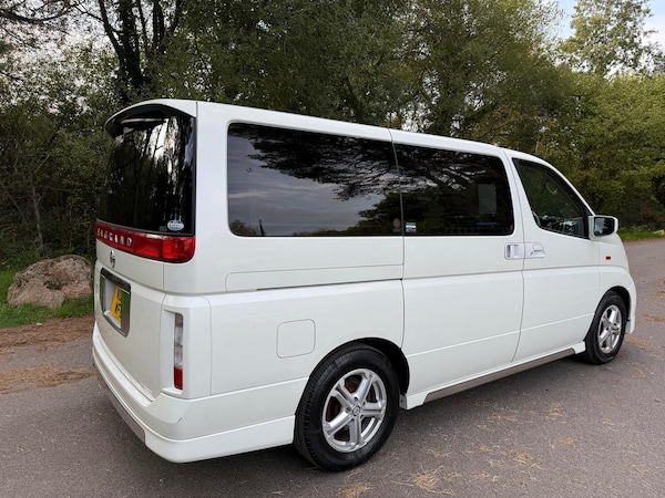 Used Nissan Elgrand 2018 for sale - 76249319: Photo 8