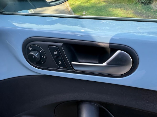 Used Volkswagen Beetle 2025 for sale - 76178961: Photo 16