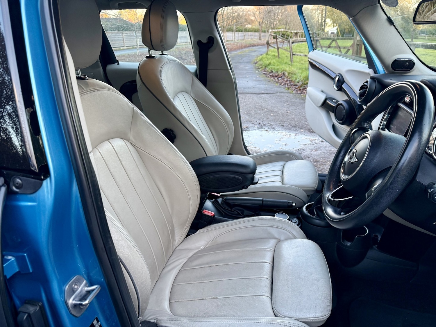 Used MINI One 2025 for sale - 76756994: Photo 11