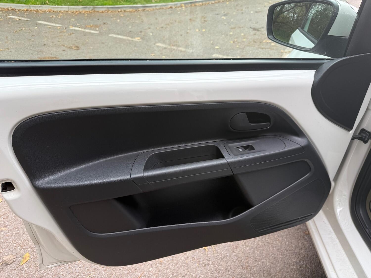 Used Skoda Citigo 2015 for sale - 76418400: Photo 25