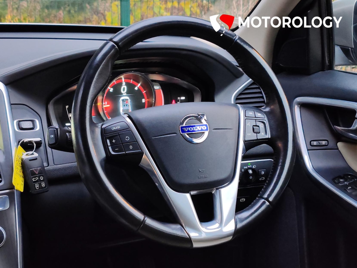 Used Volvo XC60 2015 for sale - 76862041: Photo 13