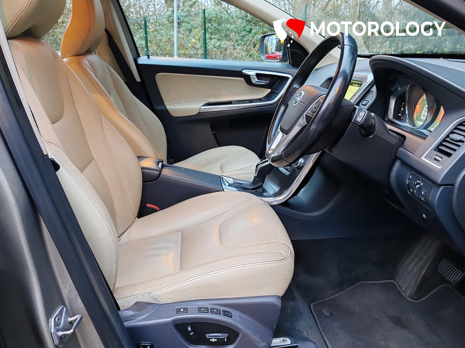 Used Volvo XC60 2015 for sale - 76862041: Photo 14