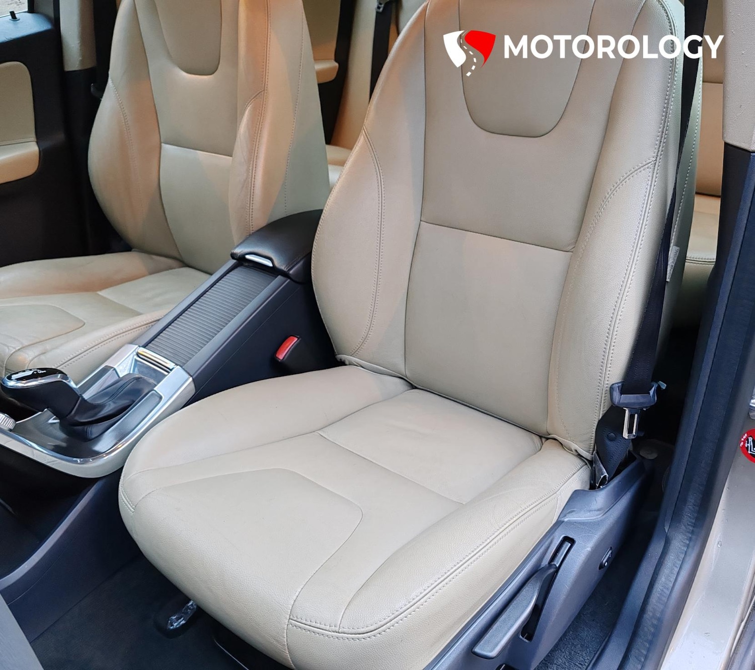 Used Volvo XC60 2015 for sale - 76862041: Photo 17