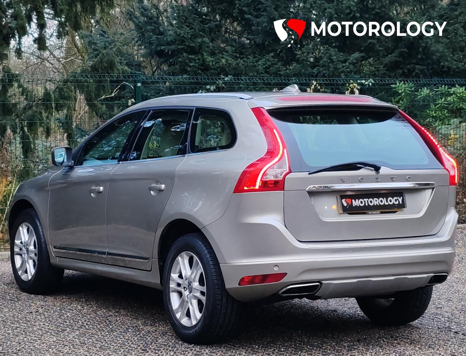 Used Volvo XC60 2015 for sale - 76862041: Photo 4